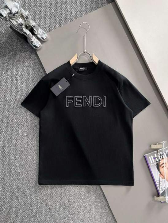 Picture of Fendi T Shirts Short _SKUFendiS-XLaztxQ16113973
